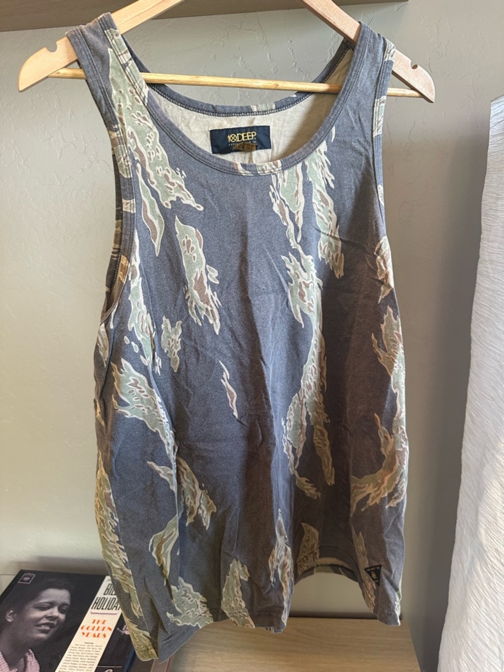 10.Deep Men's Gray Camouflage Tank with Pale Green and Tan Accents